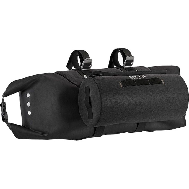Scape_Handlebar_roll_black_2