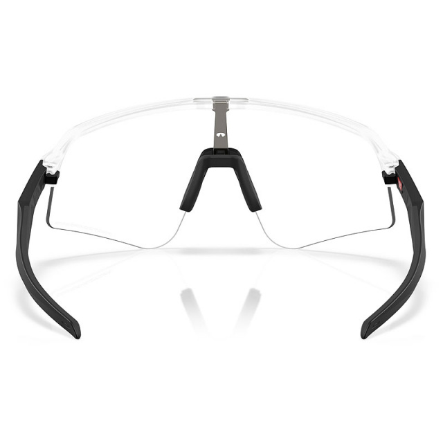 Oakley_SUTRO_LITE_SWEEP_matte_clearphotochromic_9