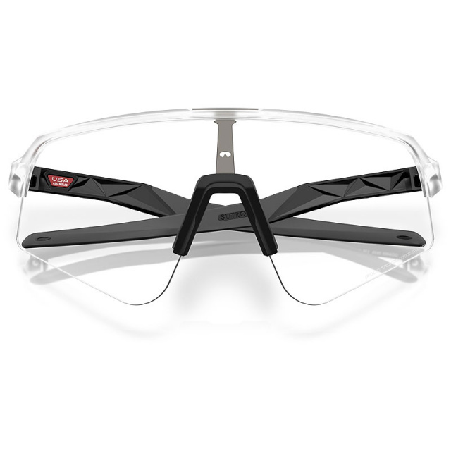 Oakley_SUTRO_LITE_SWEEP_matte_clearphotochromic_6