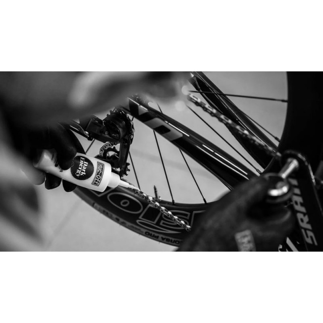 Muc_Off_Dark_Energy_Chain_Wax_2
