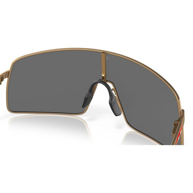 Oakley_Sutro_TI_Matte_Gold_Prizm_Black_7