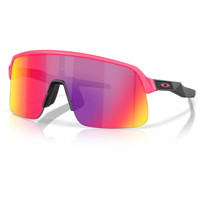 Oakley_SUTRO_LITE_S_pink_prizm_road_1