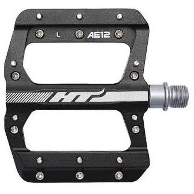 HT_AE12_pedals_1